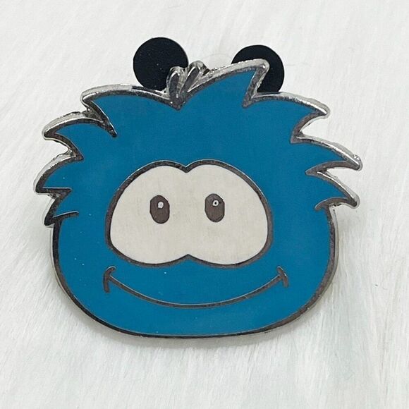 🔮 5/$25 Disney Club Penguin Puffles Blue‎ Puffle Pin - Picture 1 of 2